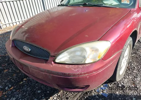 2004 Ford Taurus Ses z USA, uszkodzony, nr VIN 1FAFP55S74G160229